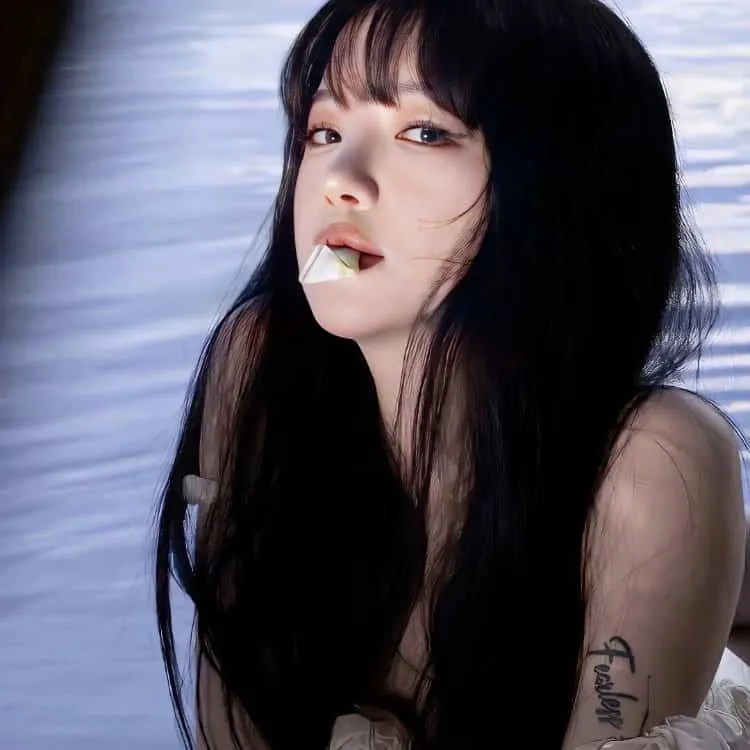 是枝裕和早期神作《幻之光》江角真纪子：丈夫为何突然卧轨自杀？妻子在绝美海景中的自我疗愈