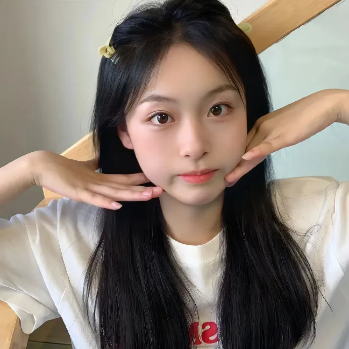 【恶女大女主】《黑色皮革手册》武井咲/米仓凉子版：银行女职员利用高官黑料逆袭成银座妈妈桑