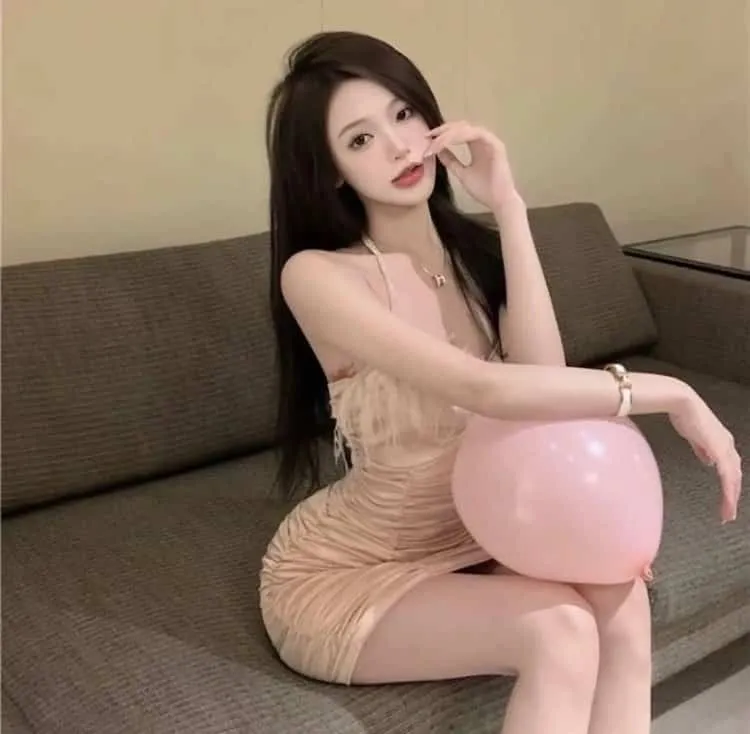 萝莉与太妹的友谊《下妻物语》深田恭子土屋太凤：穿洛丽塔的乖乖女与骑重机车的暴走族爆笑青春