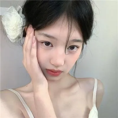 女性悬疑复仇《小姐》同类绝佳作品《女教师》：压抑女教师的极致反击，阶级与欲望的崩塌