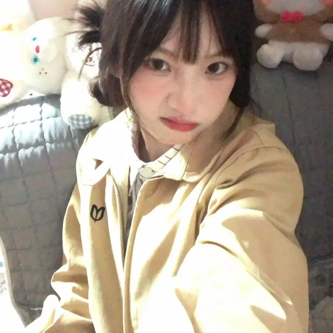 【深夜美食】《爱吃拉面的小泉同学》早见明里：为了吃遍全日本最好吃的拉面，女高中生的狂热日常